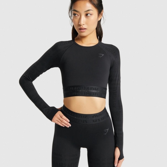 Gymshark Tops - Gymshark Long Sleeve Crop Top (S)